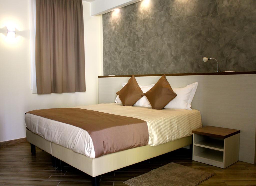 Bhl Boutique Rooms Legnano Habitación foto